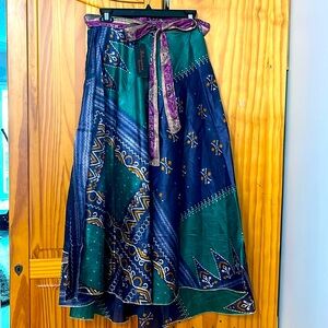 NWT INDIAN LUXURY WRAP-AROUND MIDI-SKIRT WOMENS FREE SIZE AUTHENTIC NAVY PURPLE